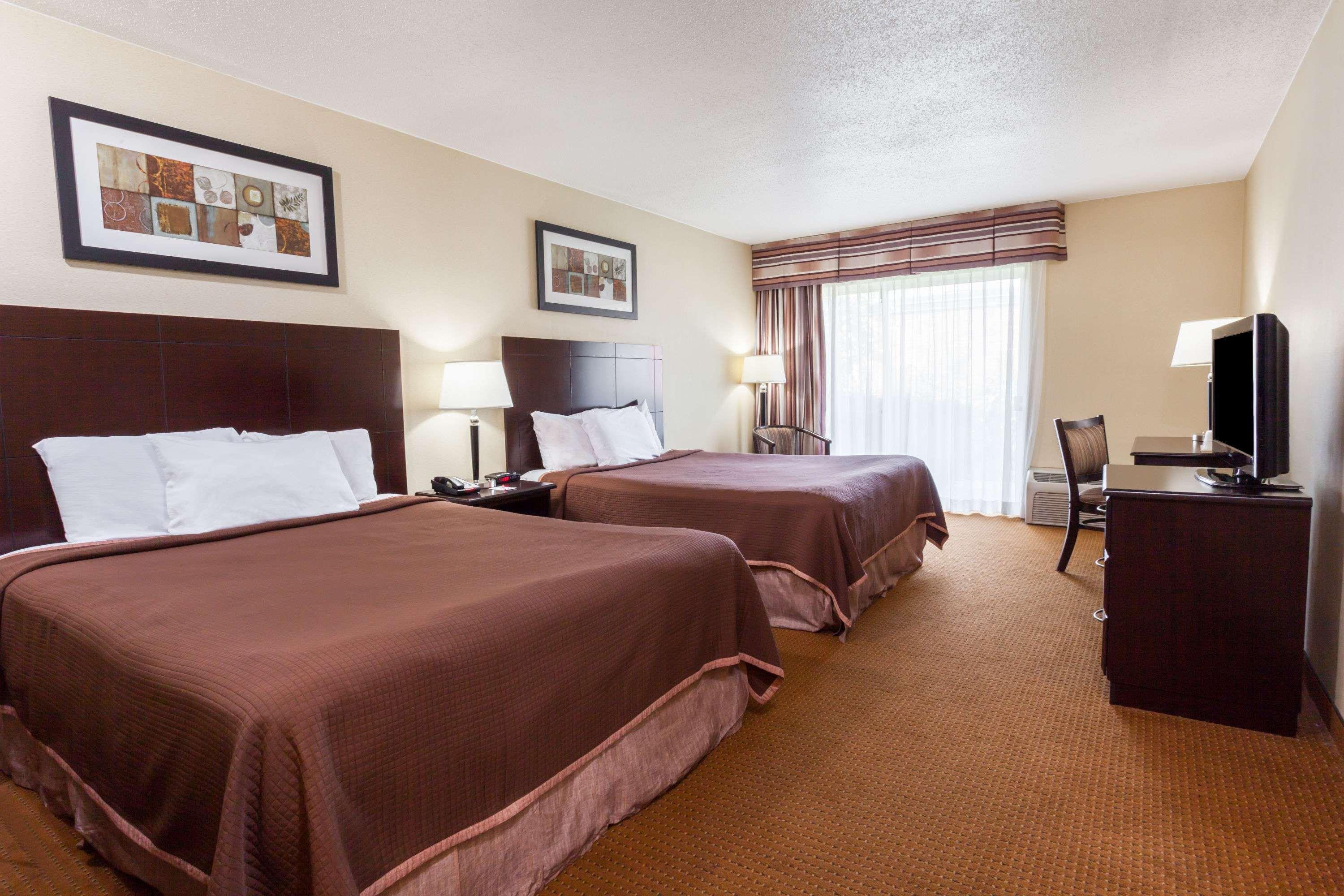 Toronto East Inn Bagian luar foto